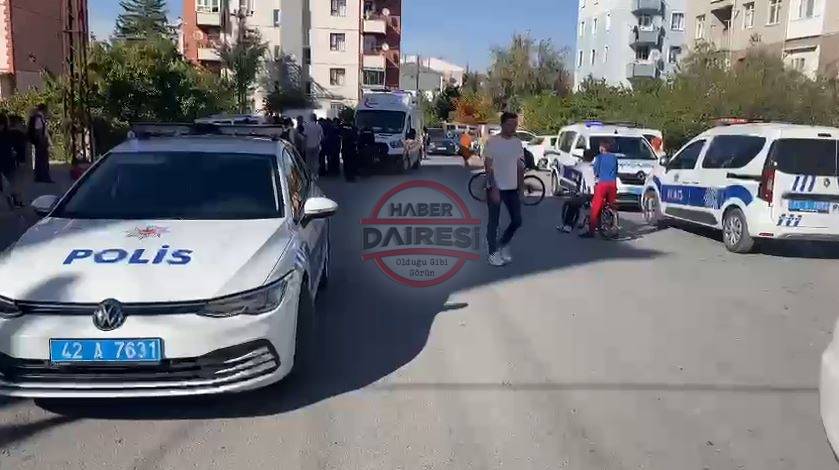 Konya’da ortaokul öğrencisi, okul önünde bıçaklandı 9